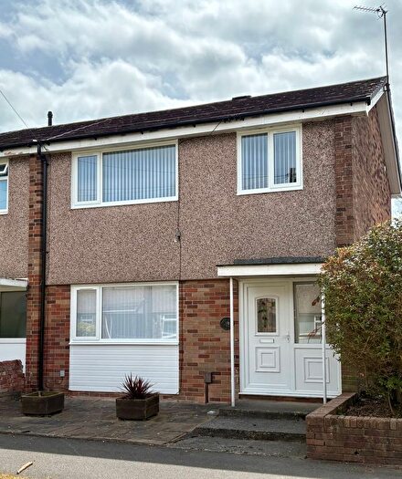 3 Bedroom End Of Terrace House To Rent In Caxton Close, Great Sutton, Ellesmere Port, CH66