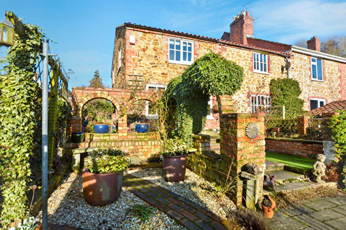 3 Bedroom Semi Detached House For Sale In Mill Lane, Burgh-on-Bain, LN8