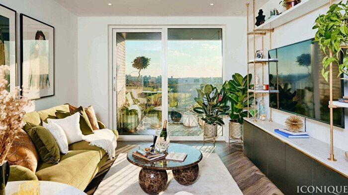 1 Bedroom Flat For Sale In The Hyde, London, NW9