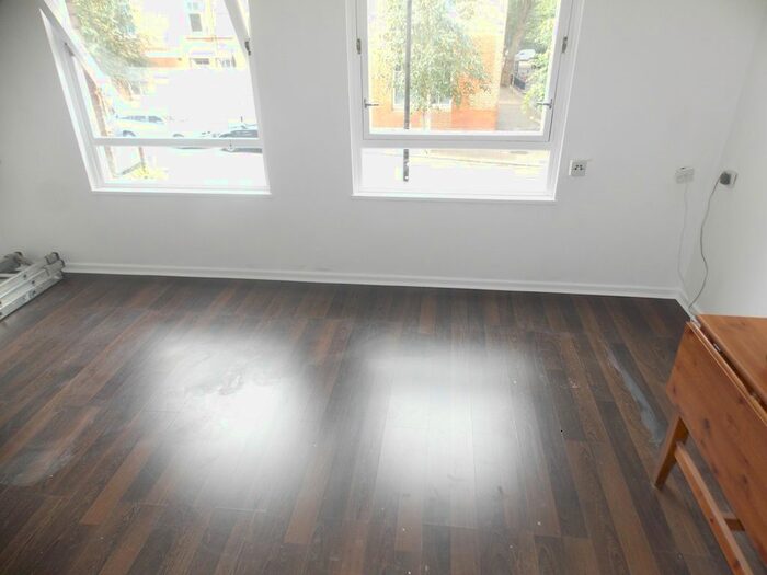 1 Bedroom Flat To Rent In Swanfield Street, Shoreditch, E2