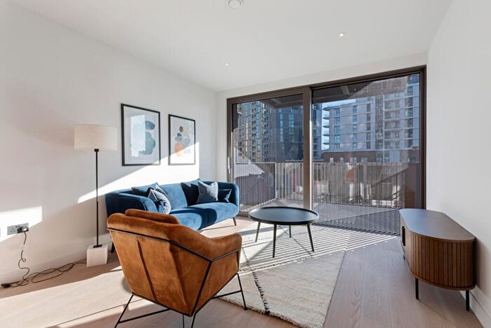 1 Bedroom Apartment For Sale In The Modern, Viaduct Gardens, SW11