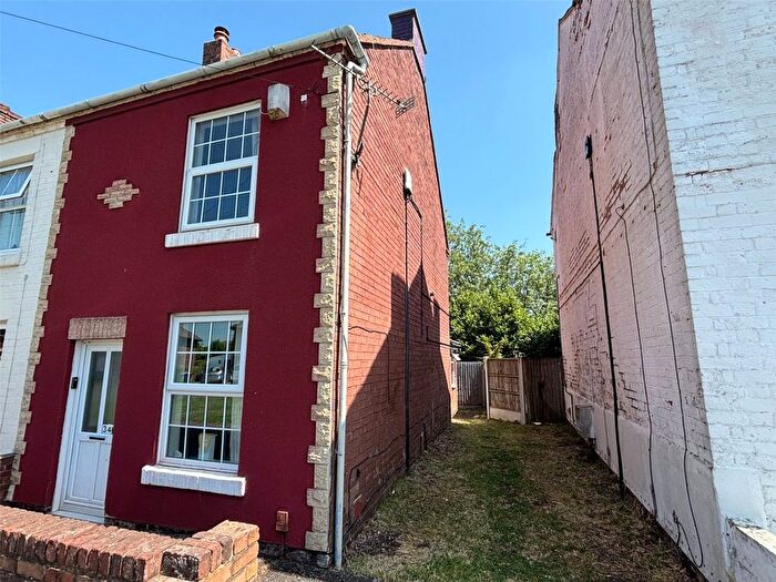 2 Bedroom End Of Terrace House For Sale In Furnace Lane, Trench, Telford, Shropshire, TF2