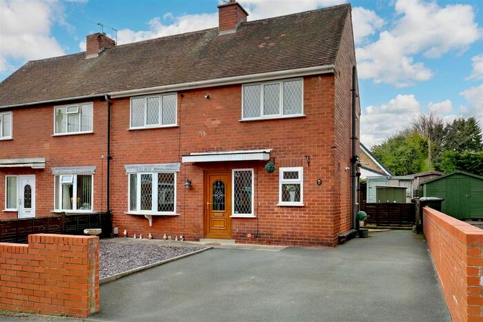 2 Bedroom Semi-Detached House For Sale In Coppin Hall Grove, Mirfield, WF14