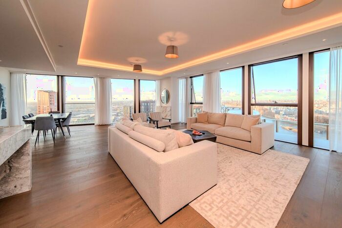 3 Bedroom Flat To Rent In Carnation Way, Battersea Park, SW8