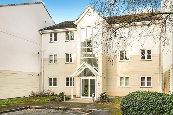 2 Bedroom Flat To Rent In Abbotts Court, Park Road, Winchester, Hampshire, SO23