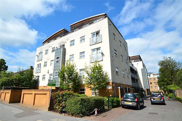 2 Bedroom Flat To Rent In Solar Court, Sydenham Road, Croydon, CR0