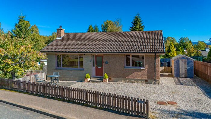 2 Bedroom Detached Bungalow For Sale In Birch Grove, Boat Of Garten, PH24