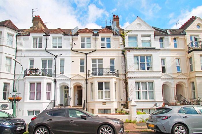 2 Bedroom Maisonette For Sale In Lorna Road, Hove, BN3