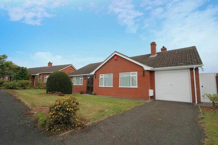 3 Bedroom Detached Bungalow For Sale In Newtown Gardens, Baschurch, Shrewsbury, SY4