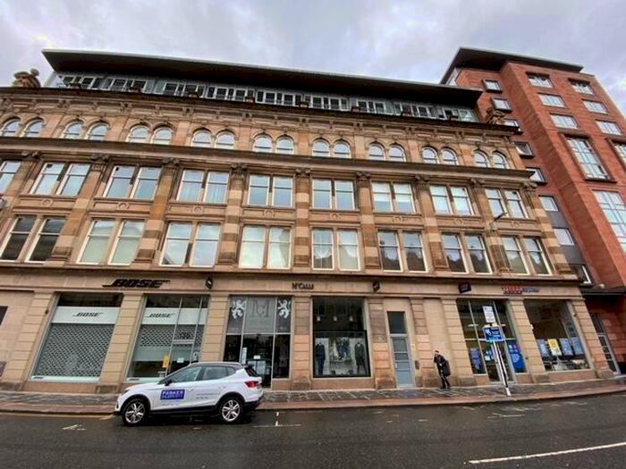 2 Bedroom Flat To Rent In Ingram Street Flat / At, G1