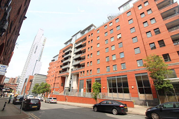 2 Bedroom Apartment For Sale In Apartment, The Quadrangle, Lower Ormond Street, Manchester, Greater Manchester, M1