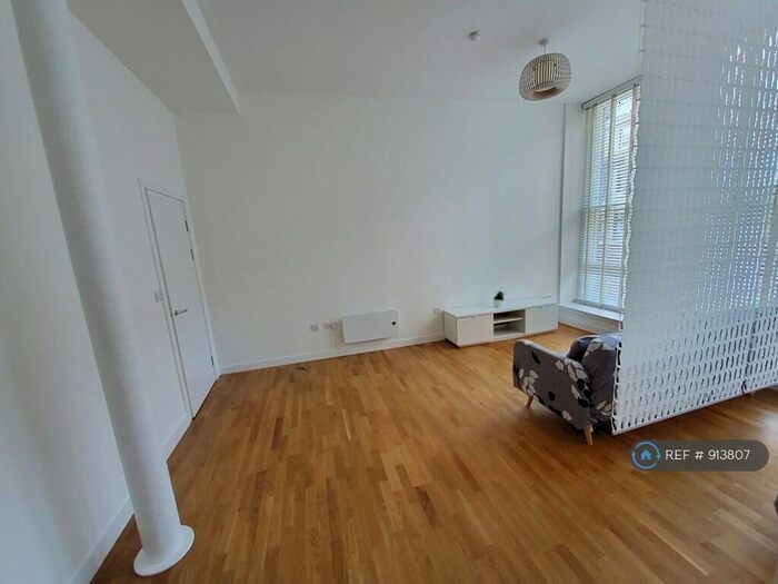 Studio To Rent In Mitchell St, Glasgow, G1