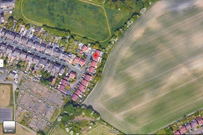 4 Bedroom Detached House For Sale In First Avenue, Wakefield, West Yorkshire, WF1