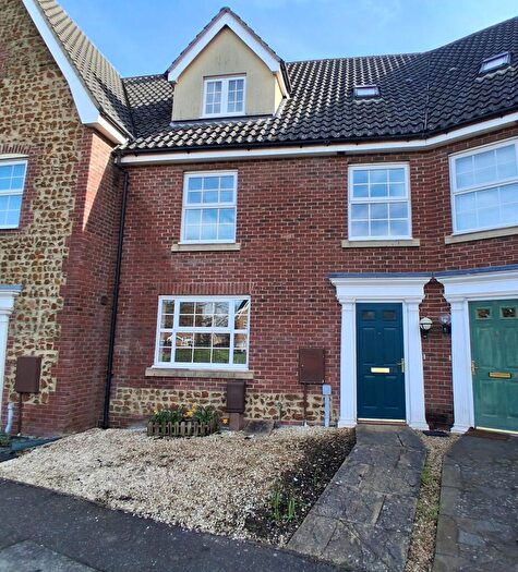 4 Bedroom Terraced House To Rent In Deas Road, South Wootton, PE30