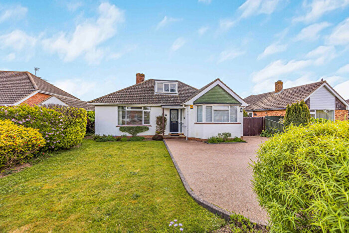 3 Bedroom Bungalow For Sale In St Thomas' Avenue, PO11