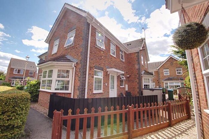 2 Bedroom Terraced House To Rent In Avocet Way, Aylesbury, HP19