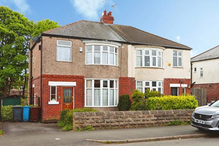 3 Bedroom Semi-Detached House For Sale In Hunstone Avenue, Sheffield, S8