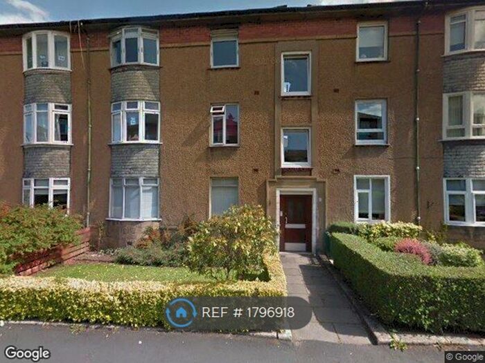 3 Bedroom Flat To Rent In Penrith Drive, Glasgow, G12