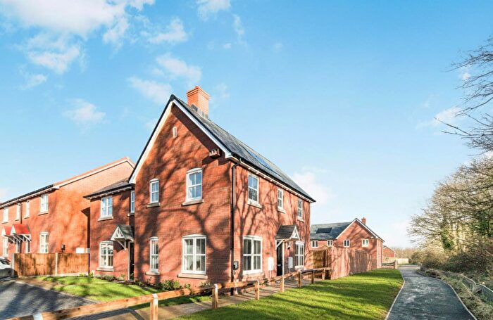 3 Bedroom House To Rent In Thorpe Close, Stone Cross, BN24