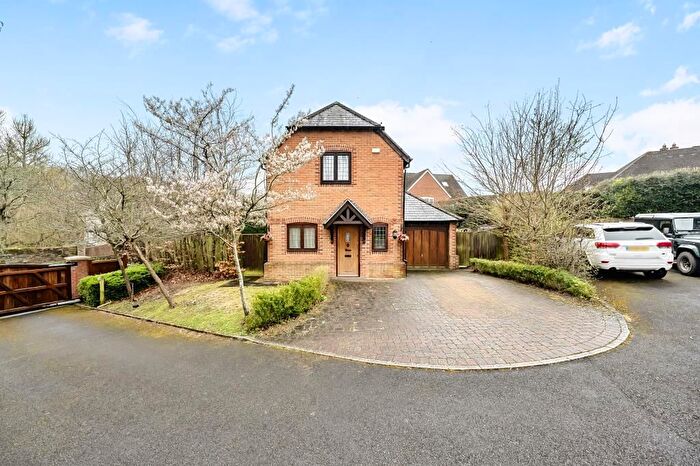 2 Bedroom Detached House For Sale In Ashford Hill, Hampshire, RG19