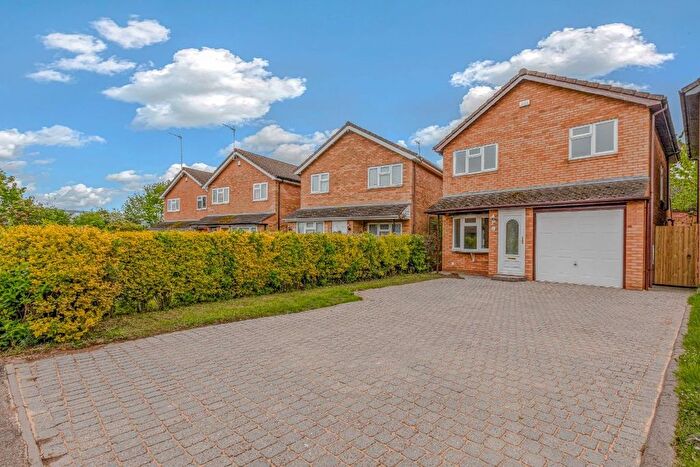 3 Bedroom Detached House For Sale In Shuna Croft, Coventry, CV2