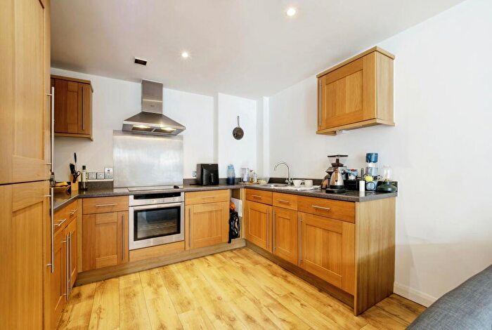 1 Bedroom Flat For Sale In Bedford Street, Exeter, Devon, EX1