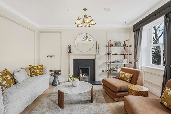 5 Bedroom End Terrace House For Sale In Sulivan Road, Fulham, SW6