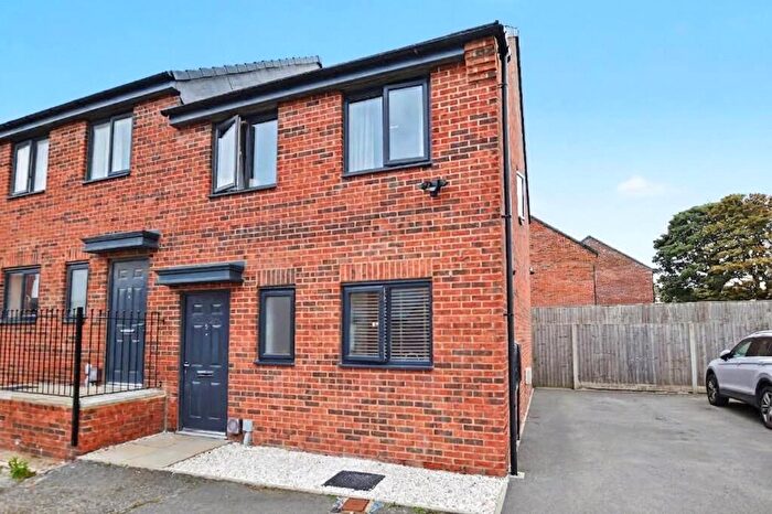 3 Bedroom Semi-Detached House For Sale In Calla Grove, Seacroft, Leeds, West Yorkshire, LS14