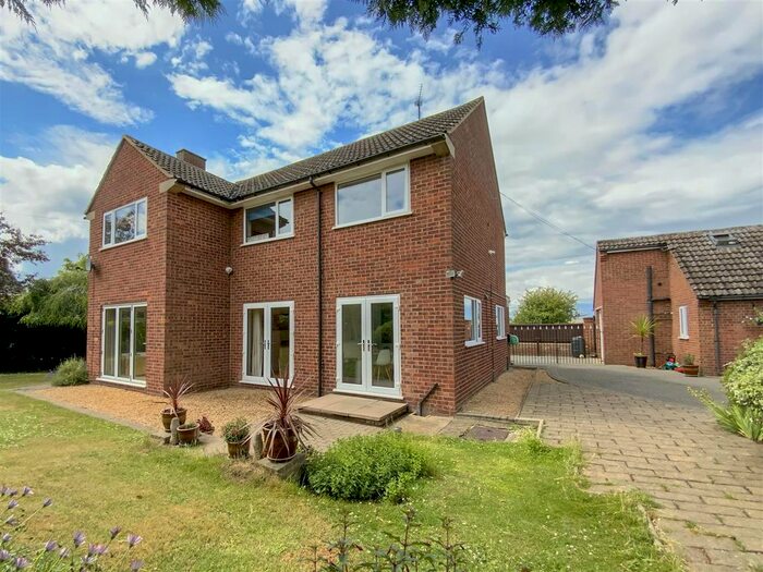 4 Bedroom Detached House For Sale In Marsh Lane, Milton Ernest, Bedford, MK44