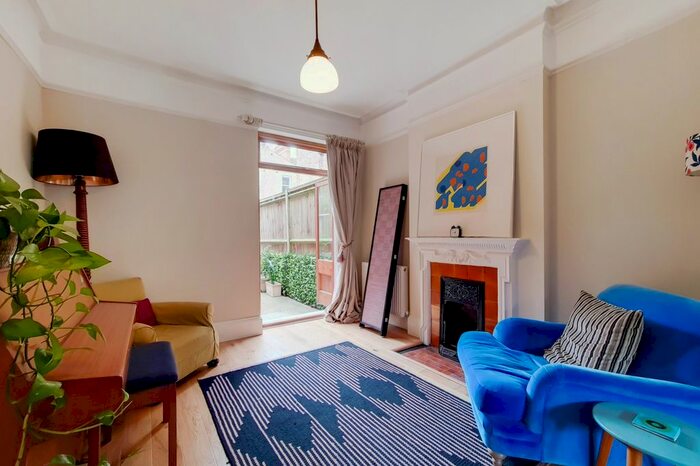 4 Bedroom Terraced House To Rent In Cricklade Avenue, London, SW2