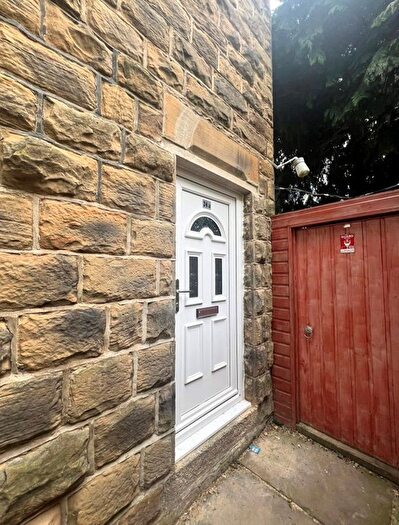 1 Bedroom Terraced House To Rent In Surrey Street, Batley, West Yorkshire, WF17