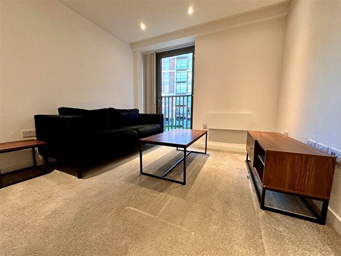 1 Bedroom Flat To Rent In Hulme Street, Salford, M5