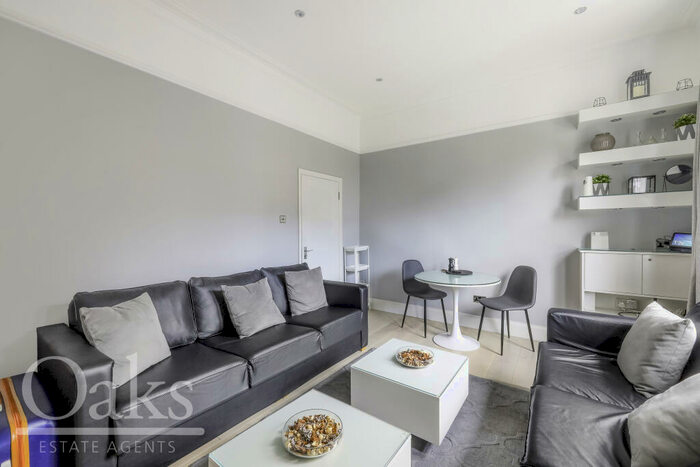 1 Bedroom Apartment For Sale In Canning Road, Addiscombe, CR0