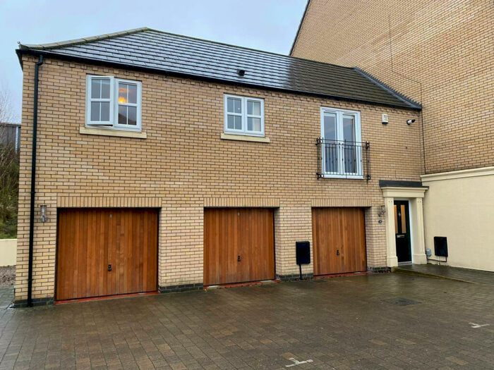 2 Bedroom Apartment To Rent In St Georges Court, Willerby, HU10