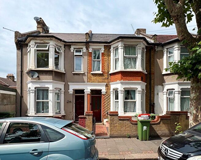 1 Bedroom Apartment To Rent In Forest Gate, London, E7