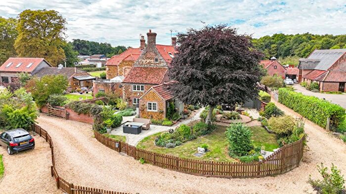 4 Bedroom Semi-detached House For Sale In Hill Road, Fair Green, Middleton, King's Lynn, Norfolk, PE32