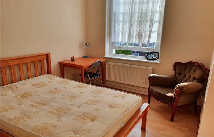 3 Bedroom Flat To Rent In Scott Ellis Gardens, Regents Park, London, NW8