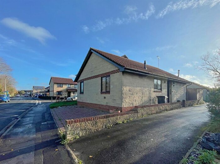 2 Bedroom Bungalow For Sale In Becket Road, Weston-Super-Mare, BS22