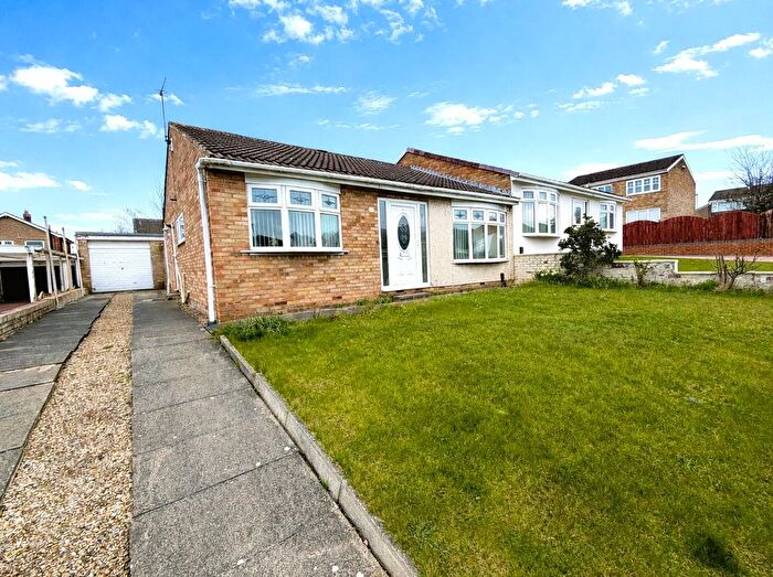 3 Bedroom Semi Detached Bungalow For Sale In Brandon Close, Fens, Hartlepool, TS25