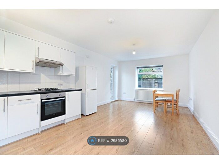 1 Bedroom Flat To Rent In Gordon Road, London, W5