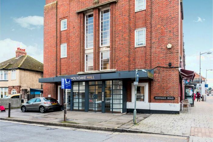 1 Bedroom Apartment To Rent In Holyoake Road, OX3