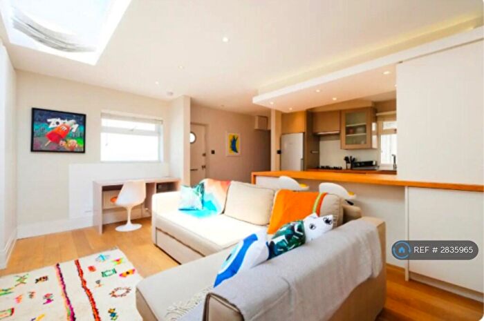 1 Bedroom Flat To Rent In Brayards Road, London, SE15