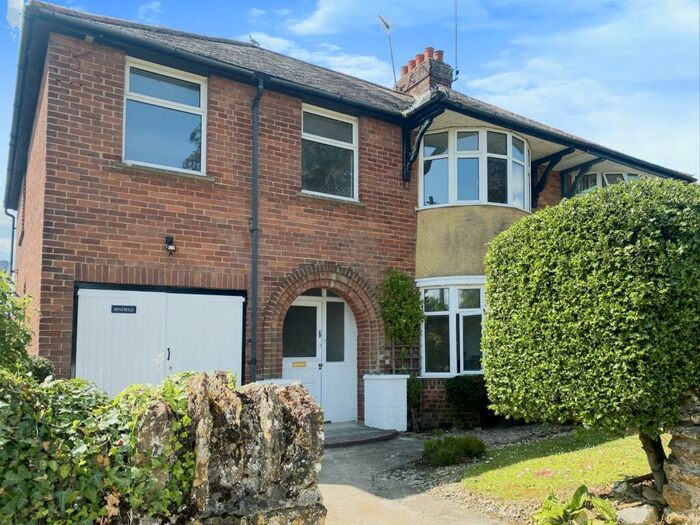 4 Bedroom Semi-Detached House To Rent In Chapel Lane, Banbury, Oxfordshire, OX15