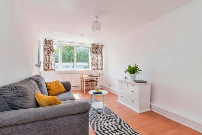 1 Bedroom Flat To Rent In Popham Street, Islington, N1