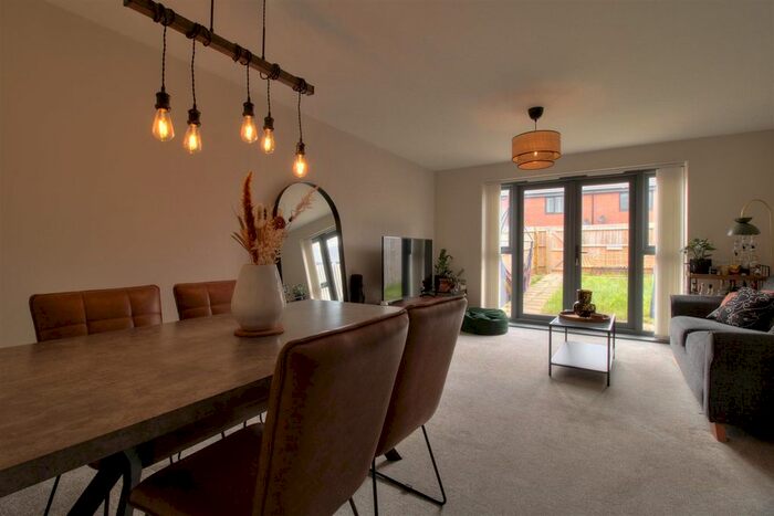 2 Bedroom Terraced House To Rent In Ffordd Pentre, Barry, CF62