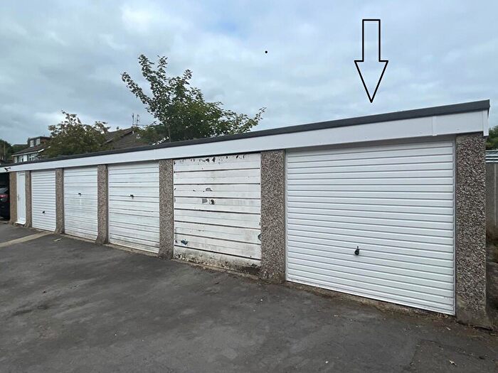Garage / Parking To Rent In Coppice Gate, Harrogate, North Yorkshire, HG1