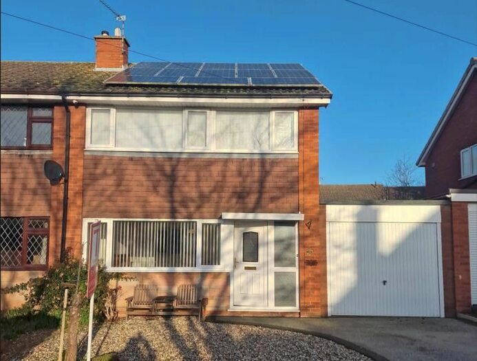 3 Bedroom Semi-Detached House For Sale In Merrington Road, Muxton, Telford, TF2