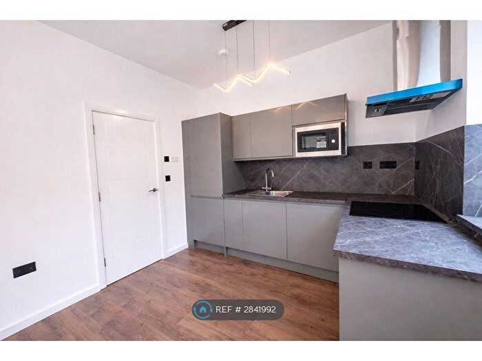 2 Bedroom Flat To Rent In Radio House, Chelmsford, CM1