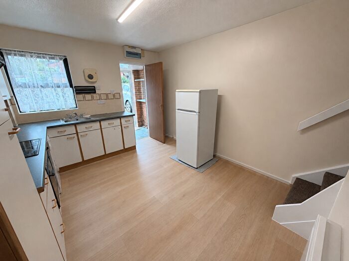 2 Bedroom Terraced House For Sale In Thamley, Purfleet-On-Thames, RM19