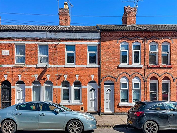 2 Bedroom Terraced House For Sale In Edward Road, Leicester, LE2